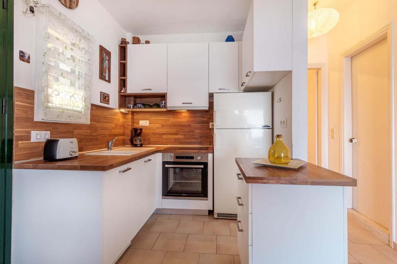 Apartament 113 By New Era In Menigos